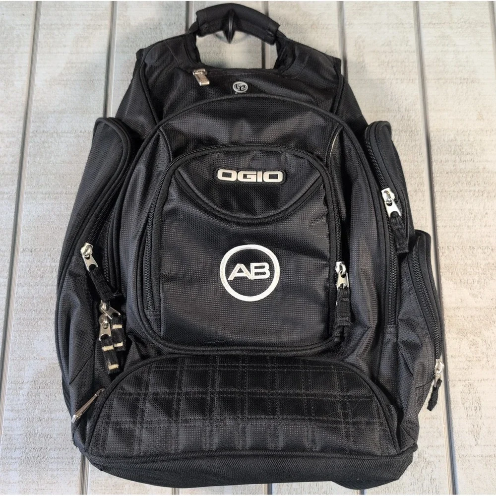 OGIO Metro Backpack Padded Laptop Case Tech Bag Black School Travel